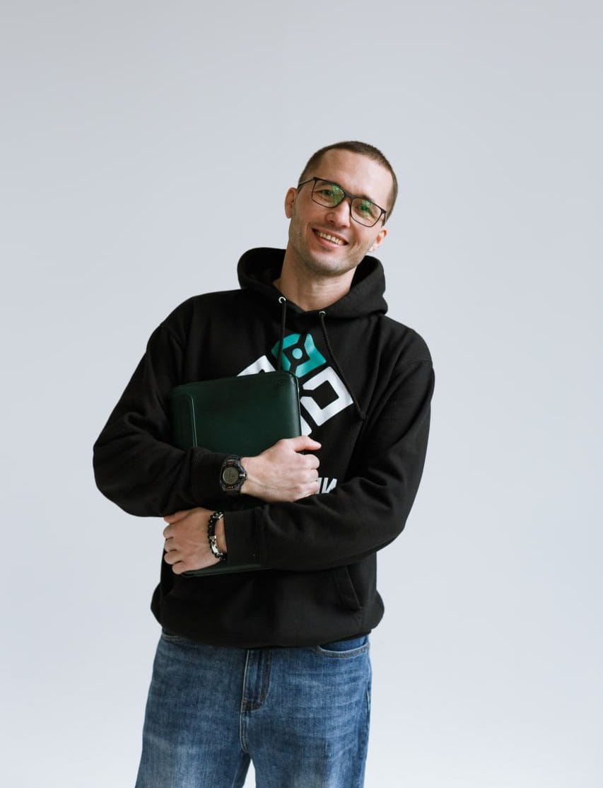 Євген Гілін Волонтер